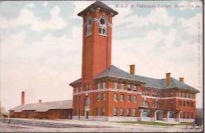 IA Sioux City C & N W  Railroad Passenger Station 1910