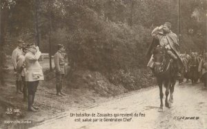 Berber military volunteers Zouaves batallion General salute