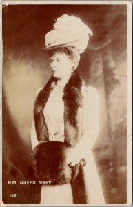 RPPC Queen Mary in Fur Trimmed Outfit Royalty Vintage Postcard Z15
