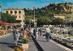 France Cassis Promenade sur le Port