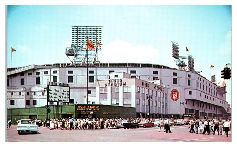 1950s/60s Tiger Stadium and Street Scene, Detroit, MI Postcard