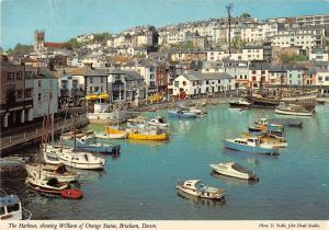 BR90776 brixham devon ship bateaux the harbour wiliam of orange statue  uk
