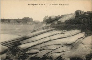 CPA TREGASTEL Les Rochers de la Falaise (1165663)