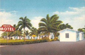 Goulds Florida Davis' Motel  Vintage Postcard AA11247