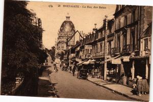 CPA HOULGATE - La rue des Bains (272204)