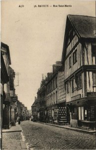 CPA BAYEUX - Rue St-MARTIN (140756)