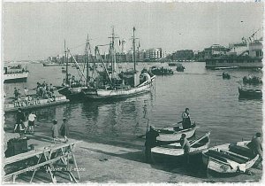 34287 vintage BARI City POSTCARD - PORT 1958-