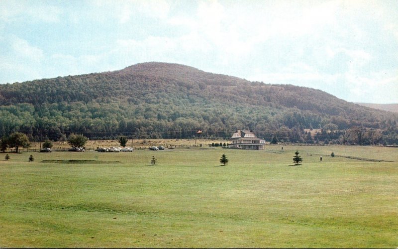 New York Windham Public Golf Course and Club House