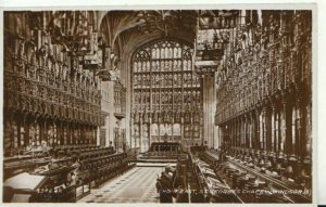 Berkshire Postcard - Choir East - St George's Chapel - Windsor - RP - Ref TZ9181