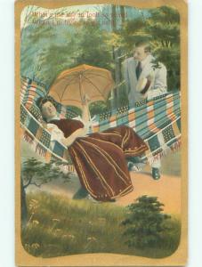 Unused Pre-Linen WOMAN & UMBRELLA ON PATRIOTIC HAMMOCK - RED WHITE & BLUE k9405