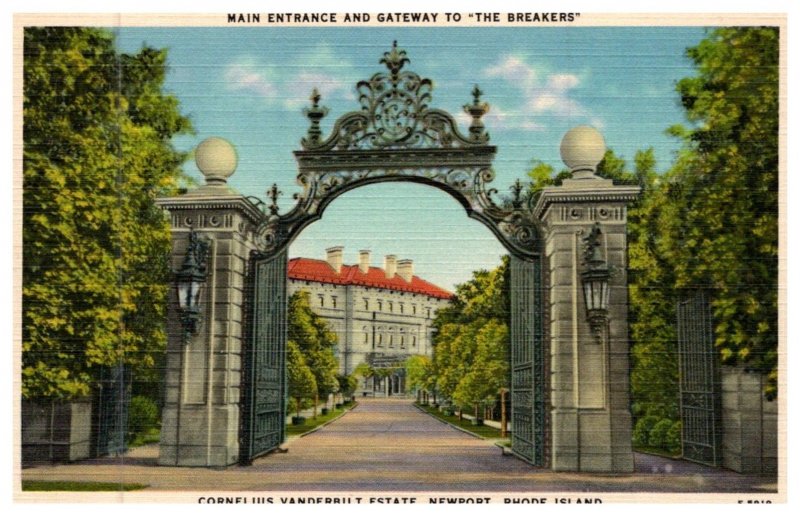 Rhode Island Newport , Main Entrance and Gateway to the Breakers