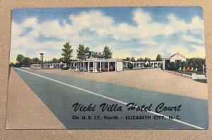 VINTAGE LINEN POSTCARD 1955 USED - VICKI VILLA HOTEL COUTY, ELIZABETH CITY, N.C.