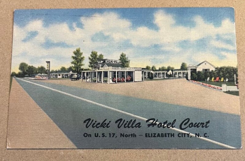 VINTAGE LINEN POSTCARD 1955 USED - VICKI VILLA HOTEL COUTY, ELIZABETH CITY, N.C.