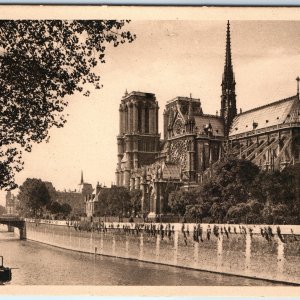 c1920s Paris, France Notre-Dame Cathedral Seine River Gothic Spire Buttress A358