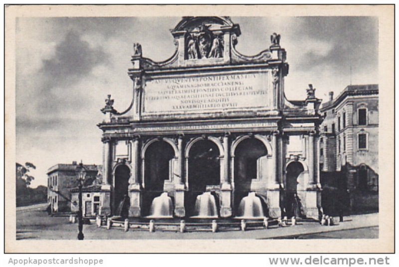 Italy Roma Rome Basilica di San Pietro Fontana Paolina