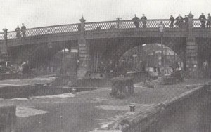 Waterloo Bridge Old Runcorn Cheshire Postcard