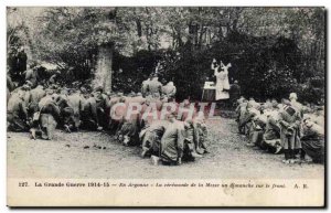 Old Postcard Army in Argonne ceremony of the Mass on a Sunday on the forehead