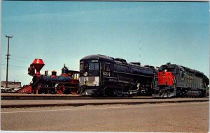 Postcard TRAIN SCENE Sacramento California CA AK8591