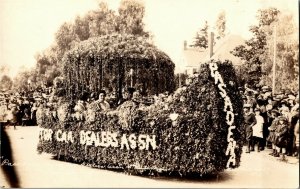 RPPC Rose Parade, Nat'l Car Dealers Assn Float Pasadena CA c1923 Postcard S30