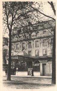 Vintage Postcard 1910s Hotel du Palais Cours-la-Reine Park & Garden Paris France