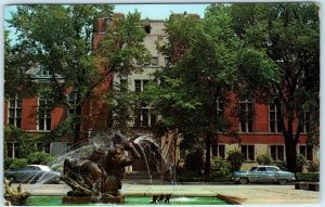 ANN ARBOR, MI  Fountain UNIVERSITY of MICHIGAN LEAGUE 1964  Postcard