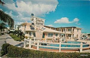 1950s Miami Florida Nola Siesta Motels pool roadside postcard 9919