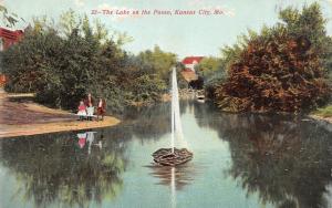 KANSAS CITY, MO Missouri  LAKE ON THE PASEO  Fountain~Children  c1910's Postcard