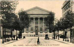 CPA PARIS 8e Église de la Madeleine vue de la rue Tronchet (534616)