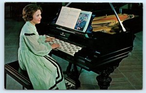 WHITE SPRINGS, FL ~ Stephen Foster CONCERT GRAND PIANO Janko Keyboard  Postcard