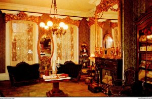 Mississippi Natchez Greenleaves Family Parlor