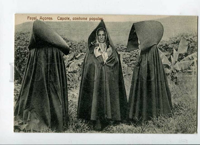 3144555 PORTUGAL AZORES Native Costumes Fayal Capote Vintage PC