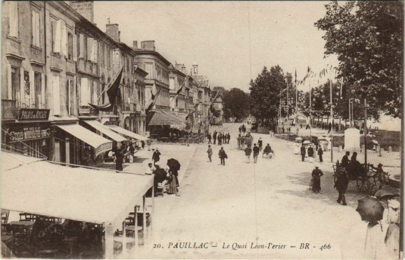 CPA PAUILLAC-Le Quai Léon Perier (28489)