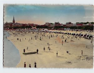 Postcard Un coin de la grande plage, Royan, France