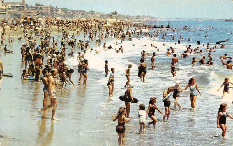 Crowds On The Beach LONG BEACH, CA  Los Angeles County 1959 Vintage Postcard
