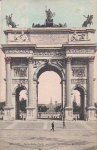 Italy Milano Arco della Pace costruito col disegno di Cagnola