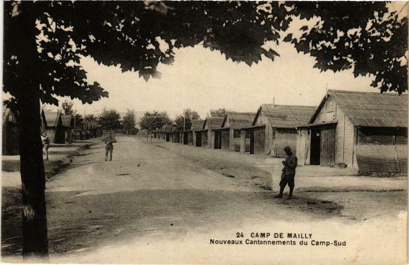 CPA Mailly le Camp- Nouveaux Cantonnements du Camp Sud FRANCE (1007482)