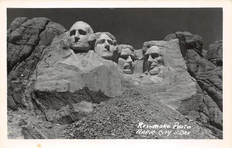 South Dakota SD RPPC Postcard MOUNT RUSHMORE c40s Memorial View 7