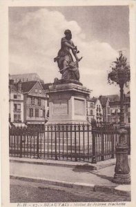 France Beauvais Statuede Jeanne Hachette