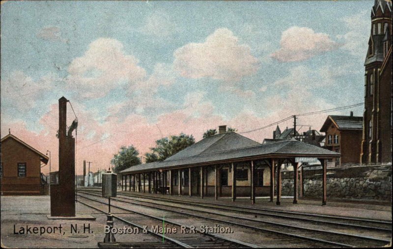 LAKEPORT NH B&M Railroad Train Station Depot c1910 Postcard