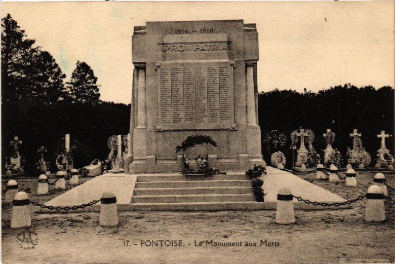 CPA  Pontoise - Le Monument aux Morts   (519413)