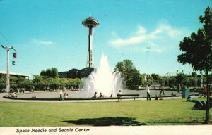 Vintage Postcard Space Needle & Seattle Center International Fountain Washington