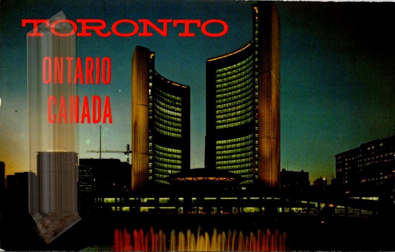 Canada Toronto City Hall and Reflecting Pool In Nathan Phillips Square