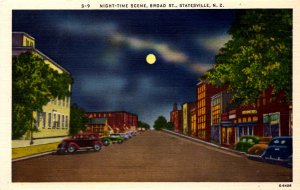 Statesville, North Carolina - Night view of downtown on Broad Street - 1940s