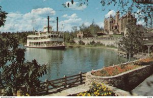 WALT DISNEYWORLD , 1976 ; Crusing the Rivers of America