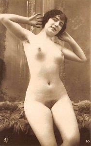 Reproduction Nude Nude View Images