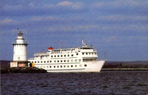 American Cruise Lines M/V Charleston