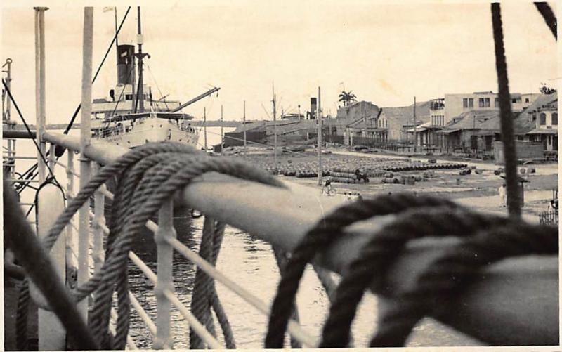 MARTINIQUE : carte photo (vers 1930) le port (fort de France ?)  - tres bon etat