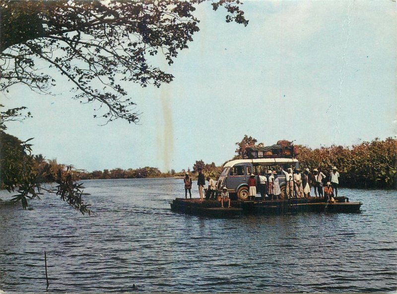 Postcard Madagascar Passage du bac aux environs de Tamatave