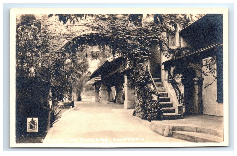 Postcard Mission Inn, Riverside, CA 1930-40's RPPC D6