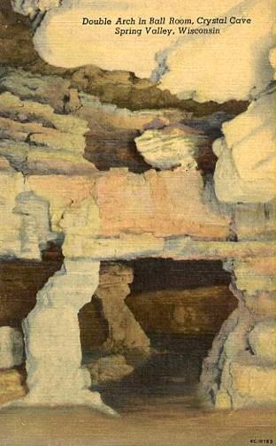 WI - Spring Valley, Crystal Cave, Double Arch in Ballroom